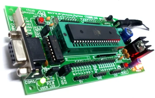 como programar microcontrolador 540x343 - Que es un microcontrolador ? Tipos, Usos y Historia