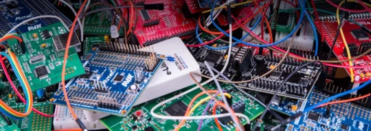 microcontrollers 540x191 - Que es un microcontrolador ? Tipos, Usos y Historia
