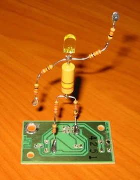 resistencias electricas resistor man 279x360 - ¿Qué es una resistencia eléctrica? y su importancia en los circuitos