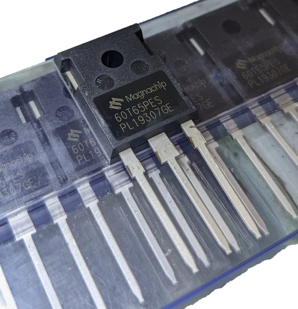 60t65pes Igbt Mbq60t65pes Nuevo 100% Originales 650v 60a 3 60t65pes Igbt Mbq60t65pes Nuevo 100% Originales 650v 60a - Image 3